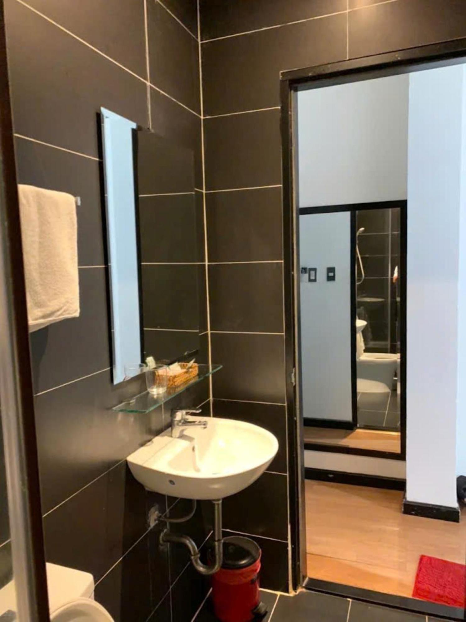 Gia Huyen Hotel Ho Chi Minh City Exterior photo